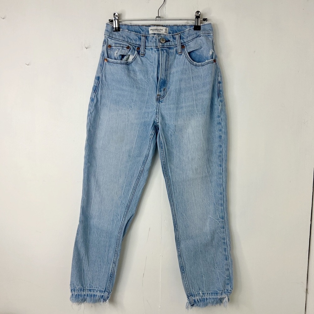Abercrombie mom jeans